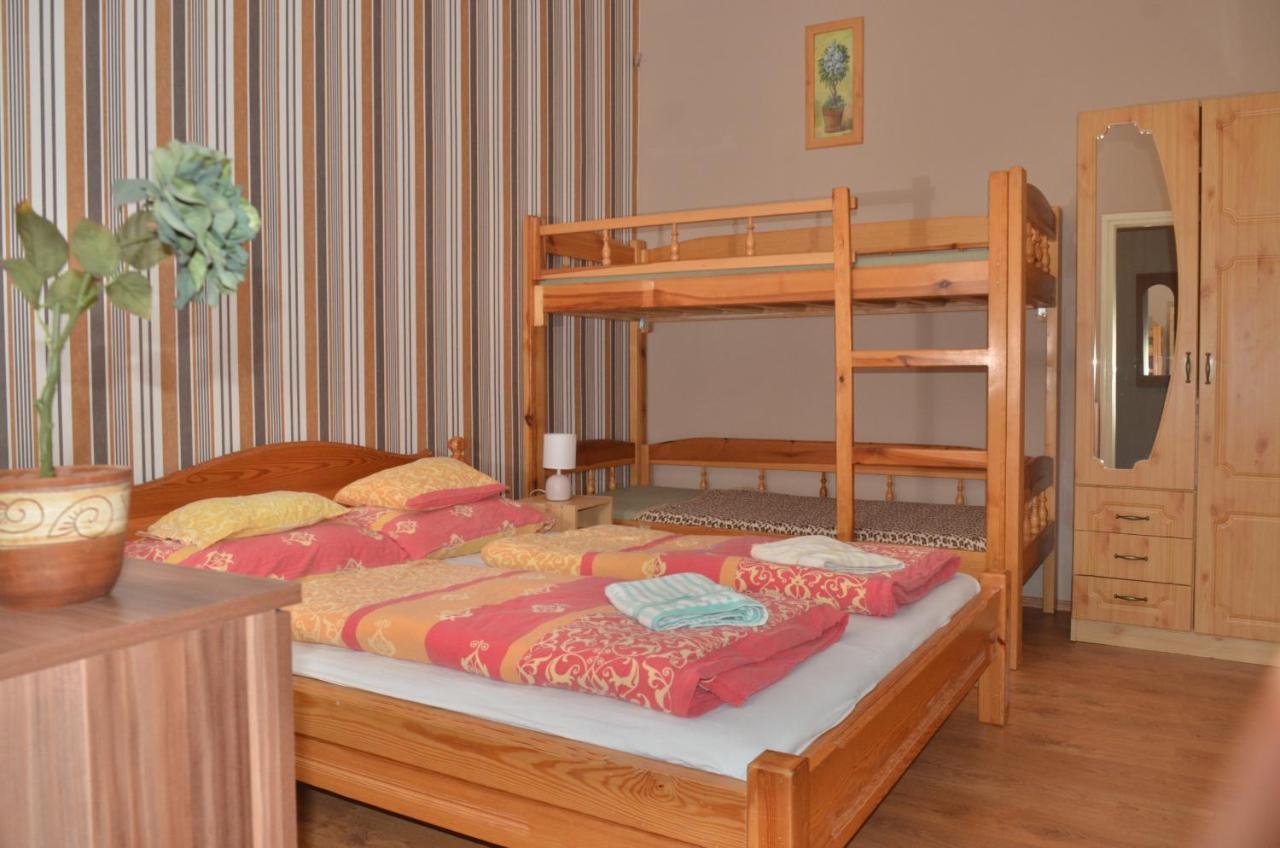 Homokhati Apartman Морахалом Экстерьер фото