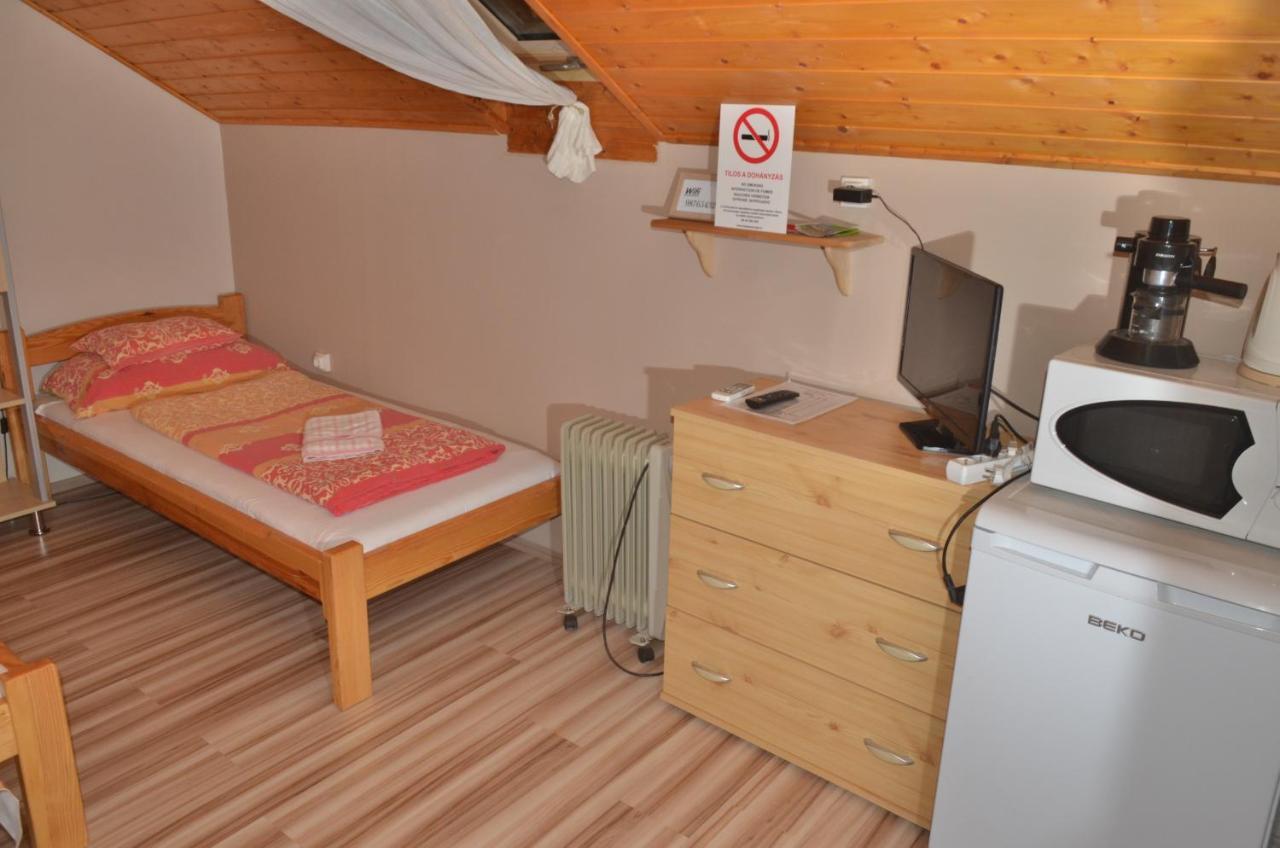 Homokhati Apartman Морахалом Экстерьер фото