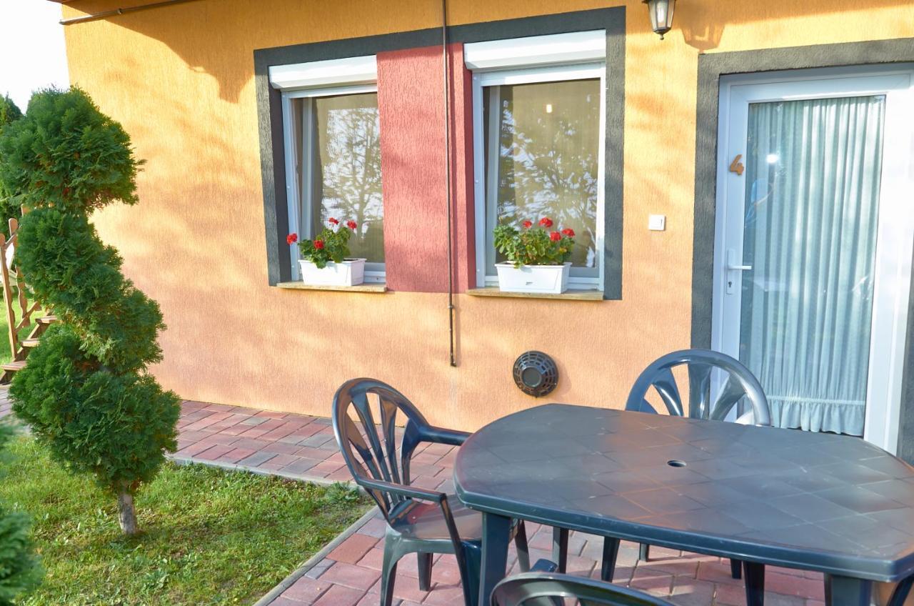 Homokhati Apartman Морахалом Экстерьер фото
